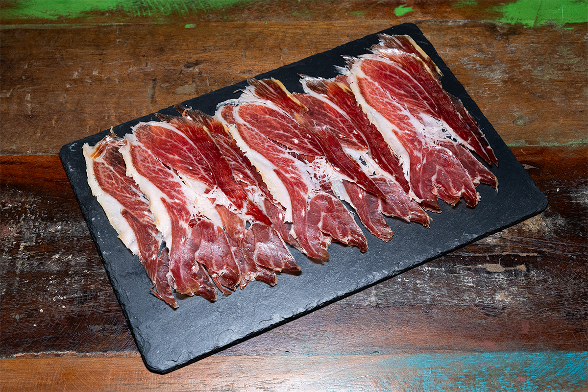 Jambons Serrano